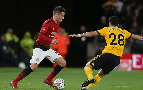 他開始在比 他開始在比